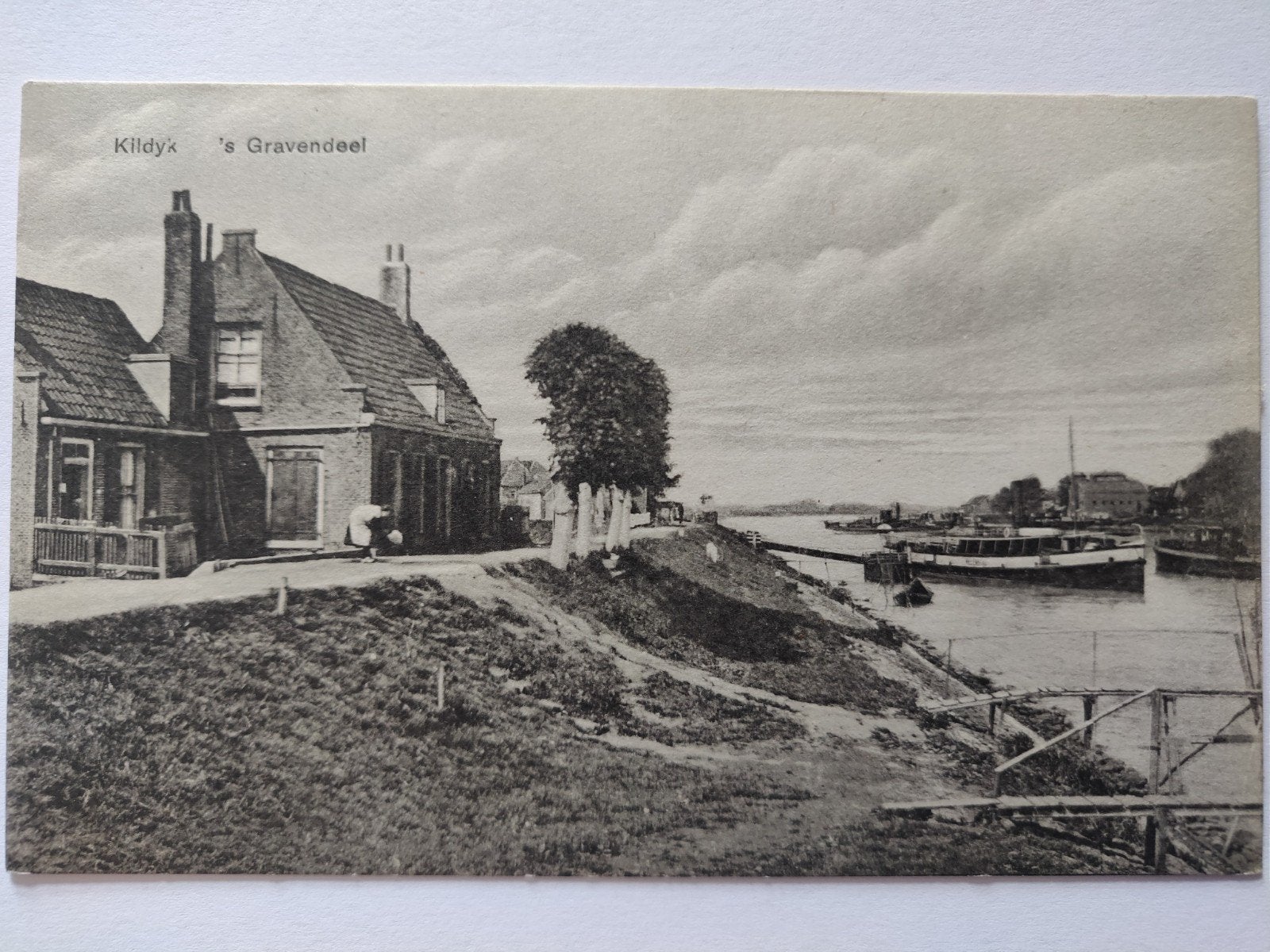 C1026 s Gravendeel, Ophalen of Verzenden, 1920 tot 1940