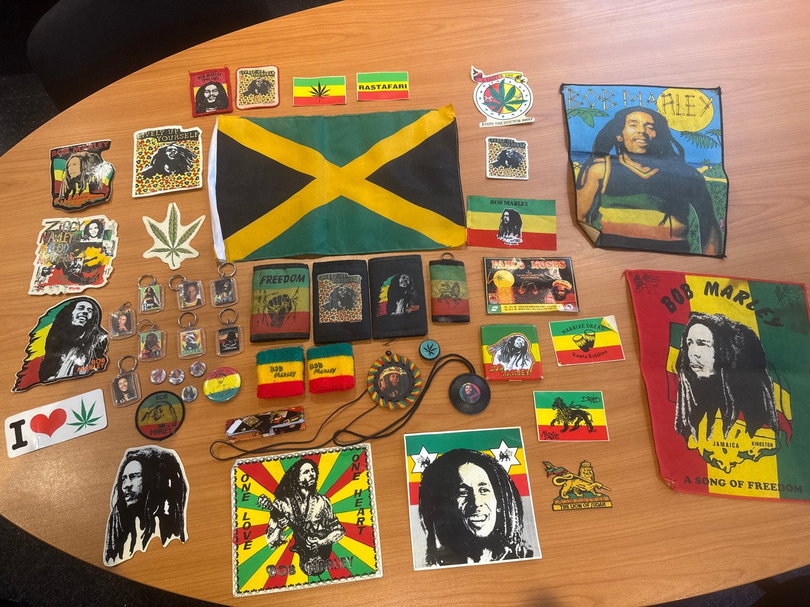 Bob Marley Collectie: Vlag, Sleutelhangers, Patches & Meer, Verzamelen, Verzenden, Gebruikt
