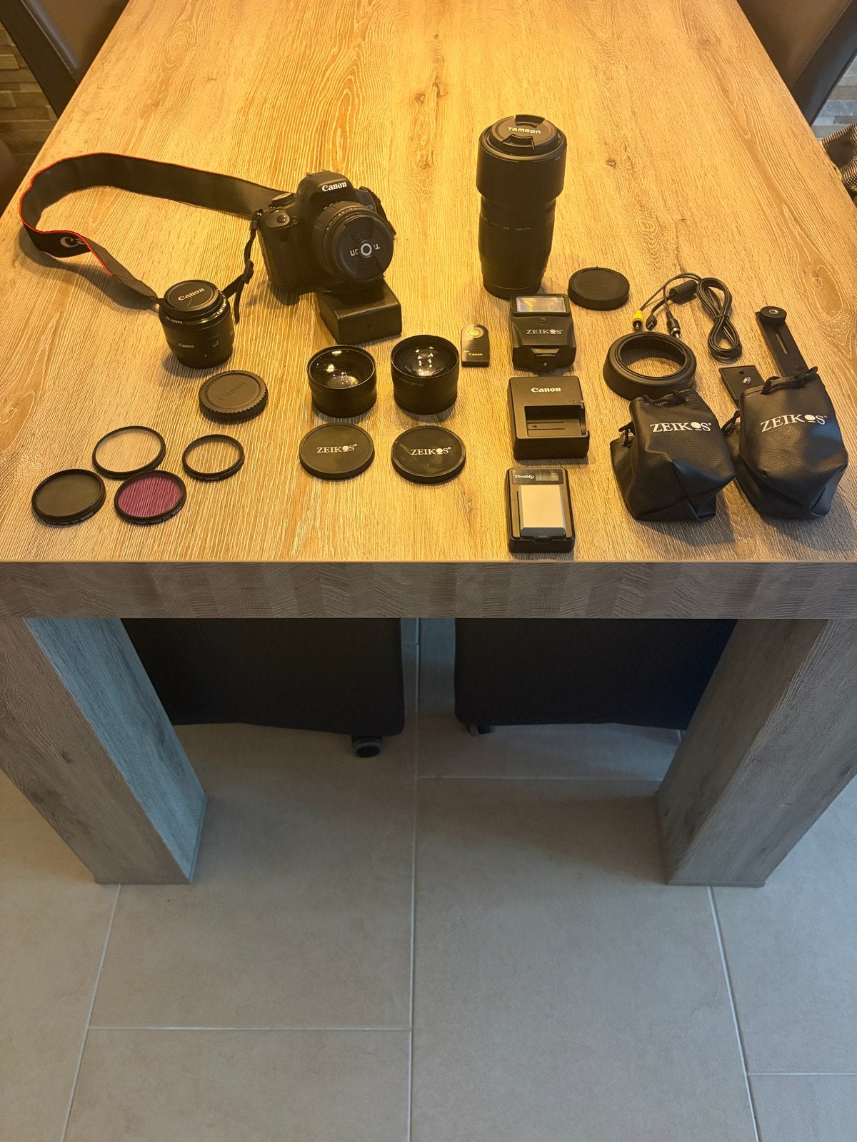 Canon EOS 500D Rebel T1i Spiegelreflexcamera - Complete set
