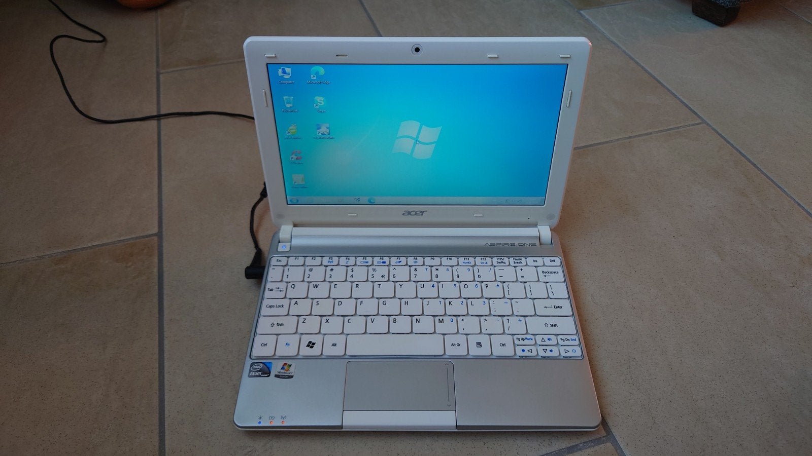 Acer Aspire D270 minilaptop - 2GB - 320GB - HDMI - Win7, Computers en Software, Windows Laptops, Gebruikt, 10 inch of minder, HDD