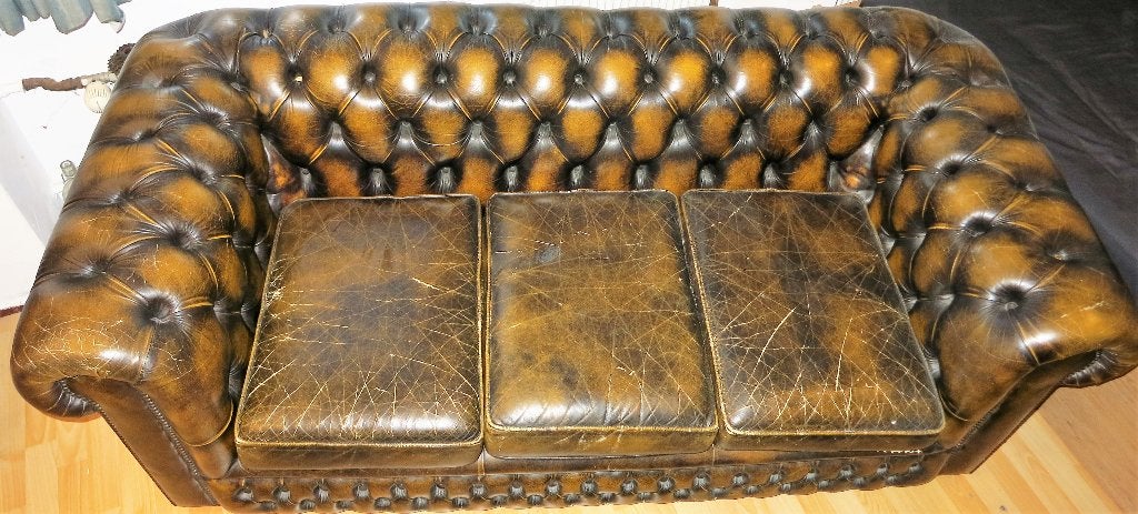 Chesterfield bank sofa 3 drie zitter goud donker bruin, Gebruikt, 150 tot 200 cm, Driepersoons, 75 tot 100 cm
