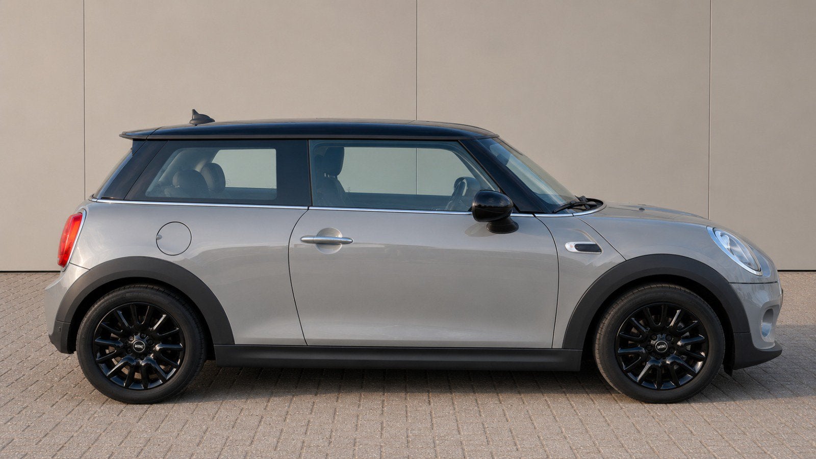 Mini 1.5 Cooper 2018 Grijs, Auto's, Mini, Particulier, Cooper, Airbags, Airconditioning, Bluetooth, Boordcomputer, Centrale vergrendeling