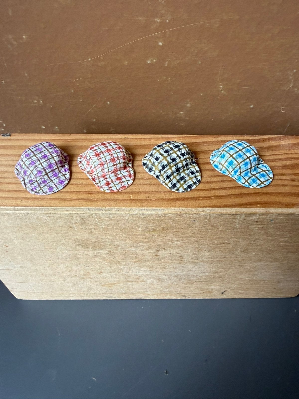 0,80 pst - Pet - maat op foto., Ophalen of Verzenden, Zo goed als nieuw, Poppenhuis