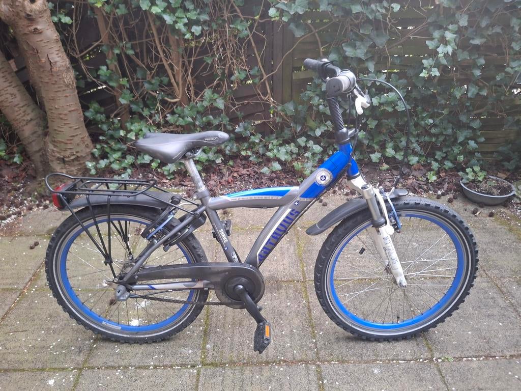 Batavus Snake 22 inch 3 versnelling jongensfiets
Axa slot, Ophalen of Verzenden, Gebruikt, 22 inch, Batavus snake