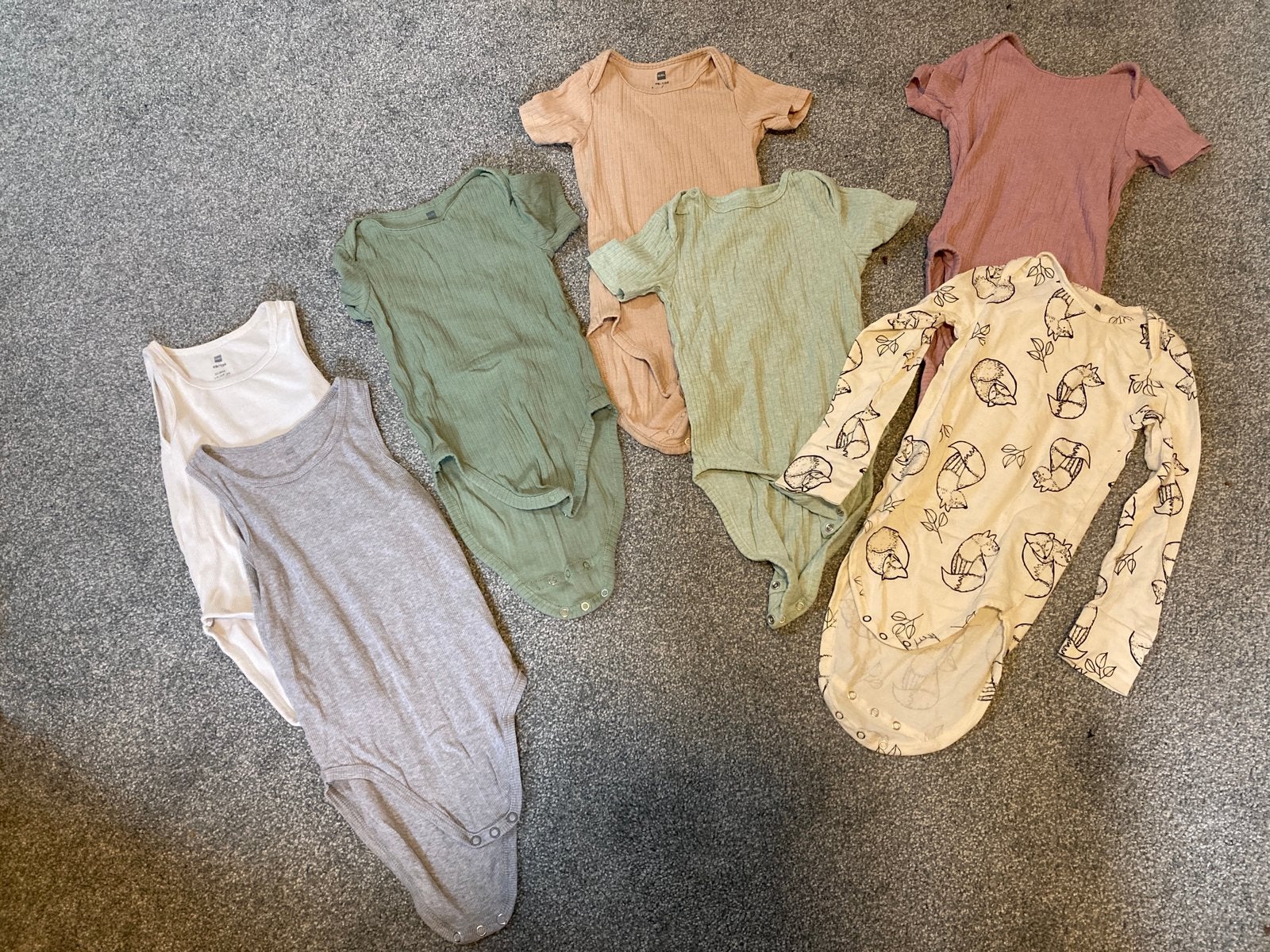 Rompers 98-104, Ophalen, Zo goed als nieuw