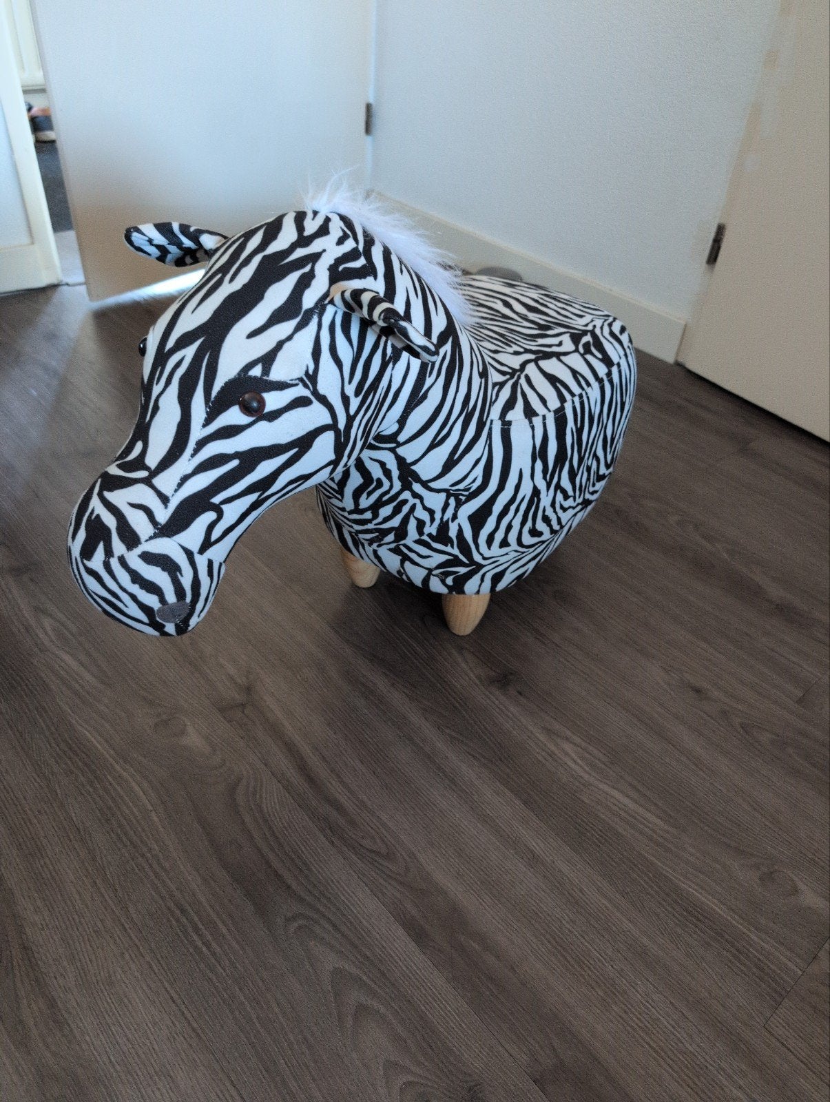 Zebra poef / krukje - speels en decoratief, Zwart, Ophalen of Verzenden, Zo goed als nieuw, Modern