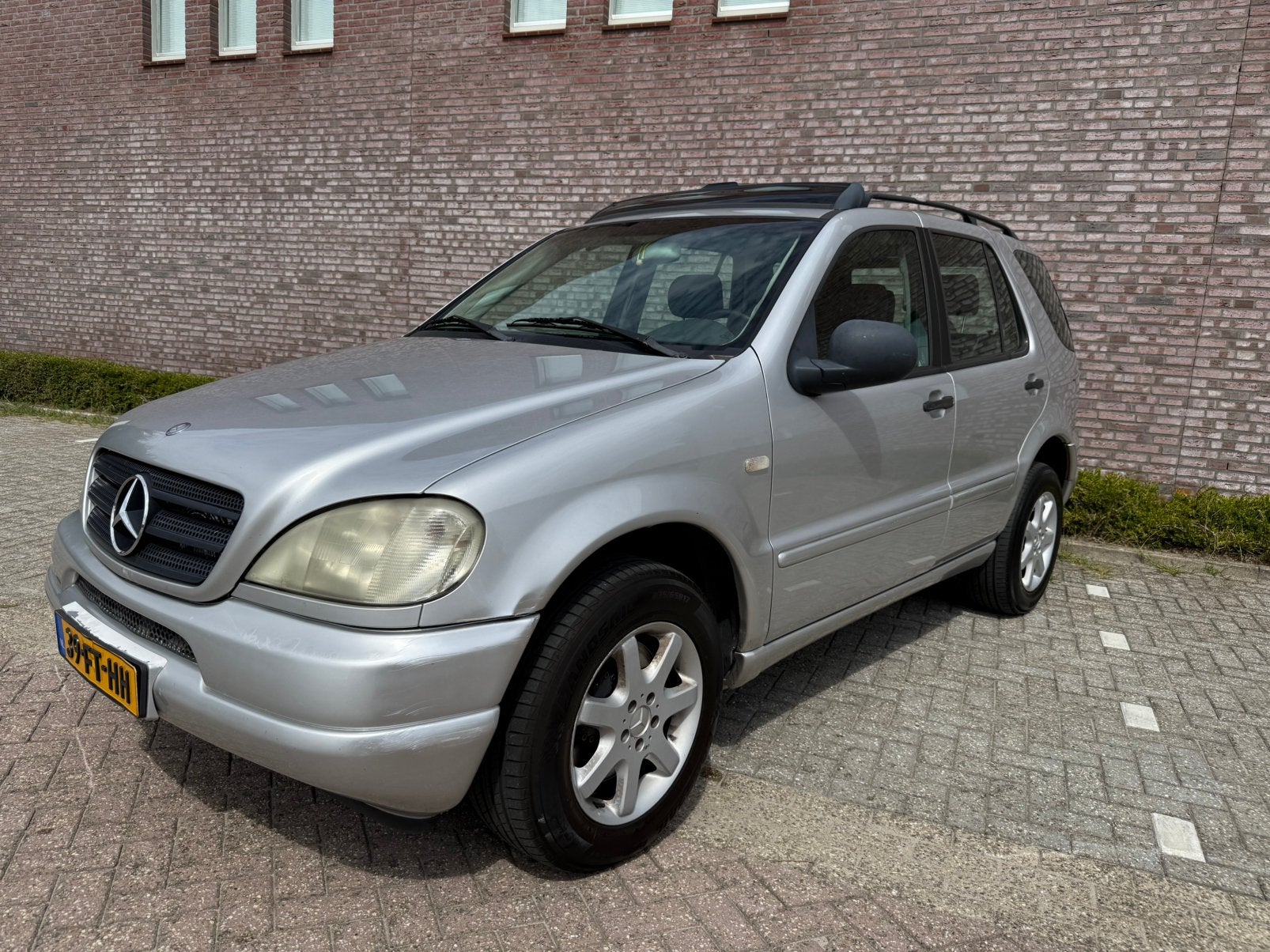 Mercedes ml430 4.3 v8 4x4 apk 1-2027 airco nap km bj2000, Automaat, Stoelverwarming, 4300 cc, Leder