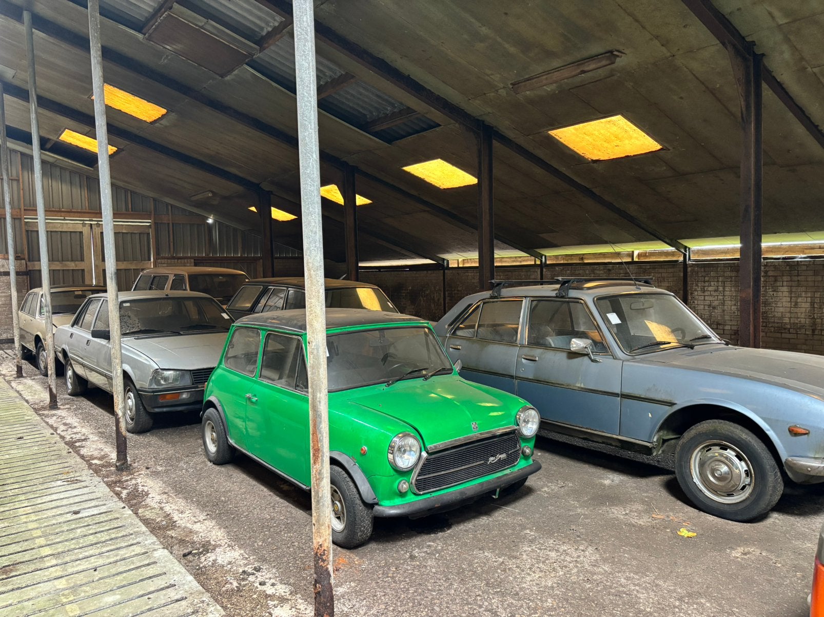 Diverse oldtimers. Voorkeur in 1 koop., foto 2