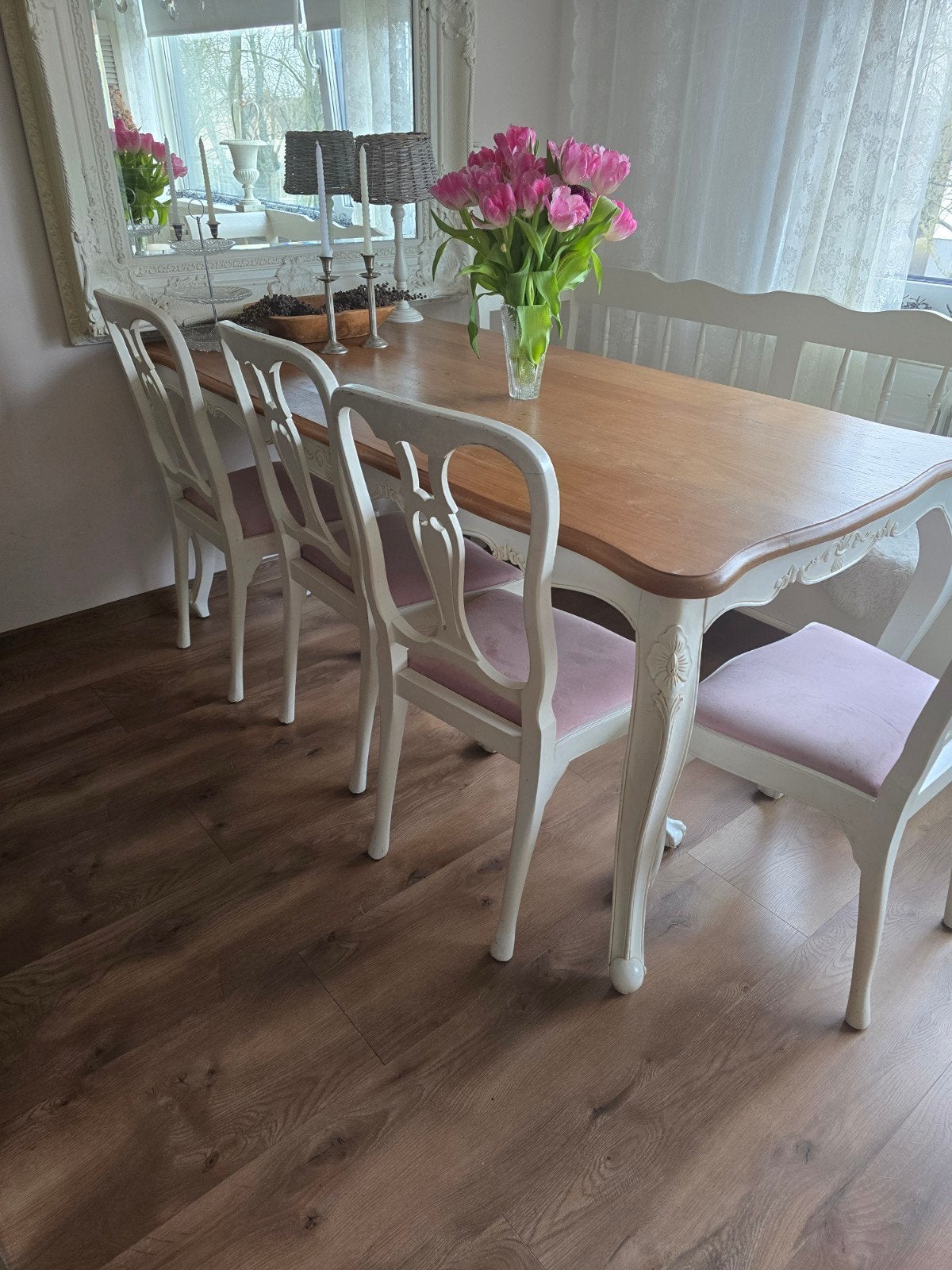 Elegante eettafel met  - Crème/Hout salontafel en sidetable, Gebruikt, 100 tot 150 cm, Klassiek, elegant, Vier personen