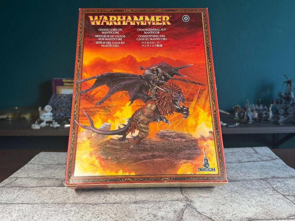 1x Chaos Lord on Manticore in box Warhammer Fantasy, Hobby en Vrije tijd, Wargaming, Ophalen of Verzenden, Gebruikt, Warhammer