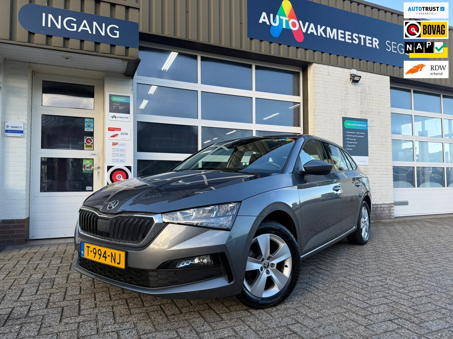 Skoda Scala 1.0 TSI Ambition|Cruise control|Lane assist|Carp, Dealer onderhouden, 610 kg, Origineel Nederlands, 3 cilinders