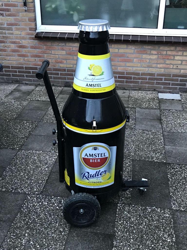 Amstel Radler BBQ - Unieke Bierfles Grill op Wielen, Tuin en Terras, Houtskoolbarbecues, Ophalen, Gebruikt