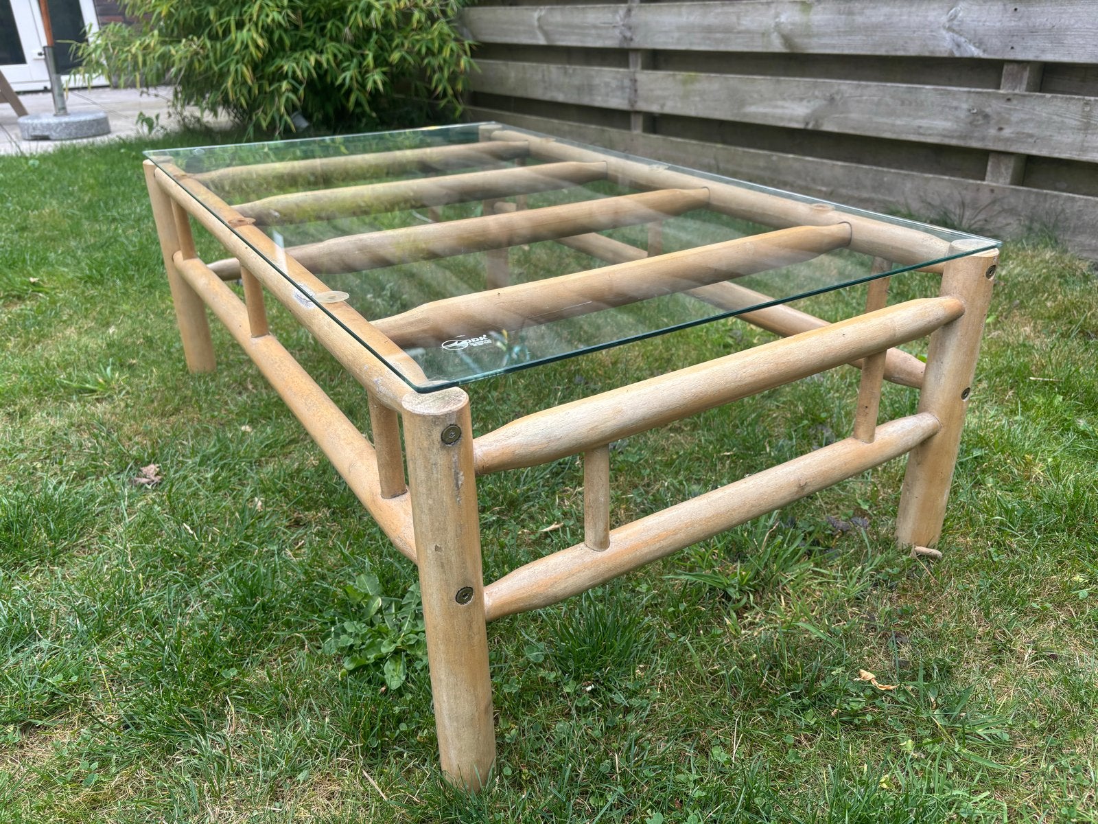 Bamboe salontafel met glazen blad voor tuin, Ophalen, Gebruikt, Rechthoekig, Overige materialen