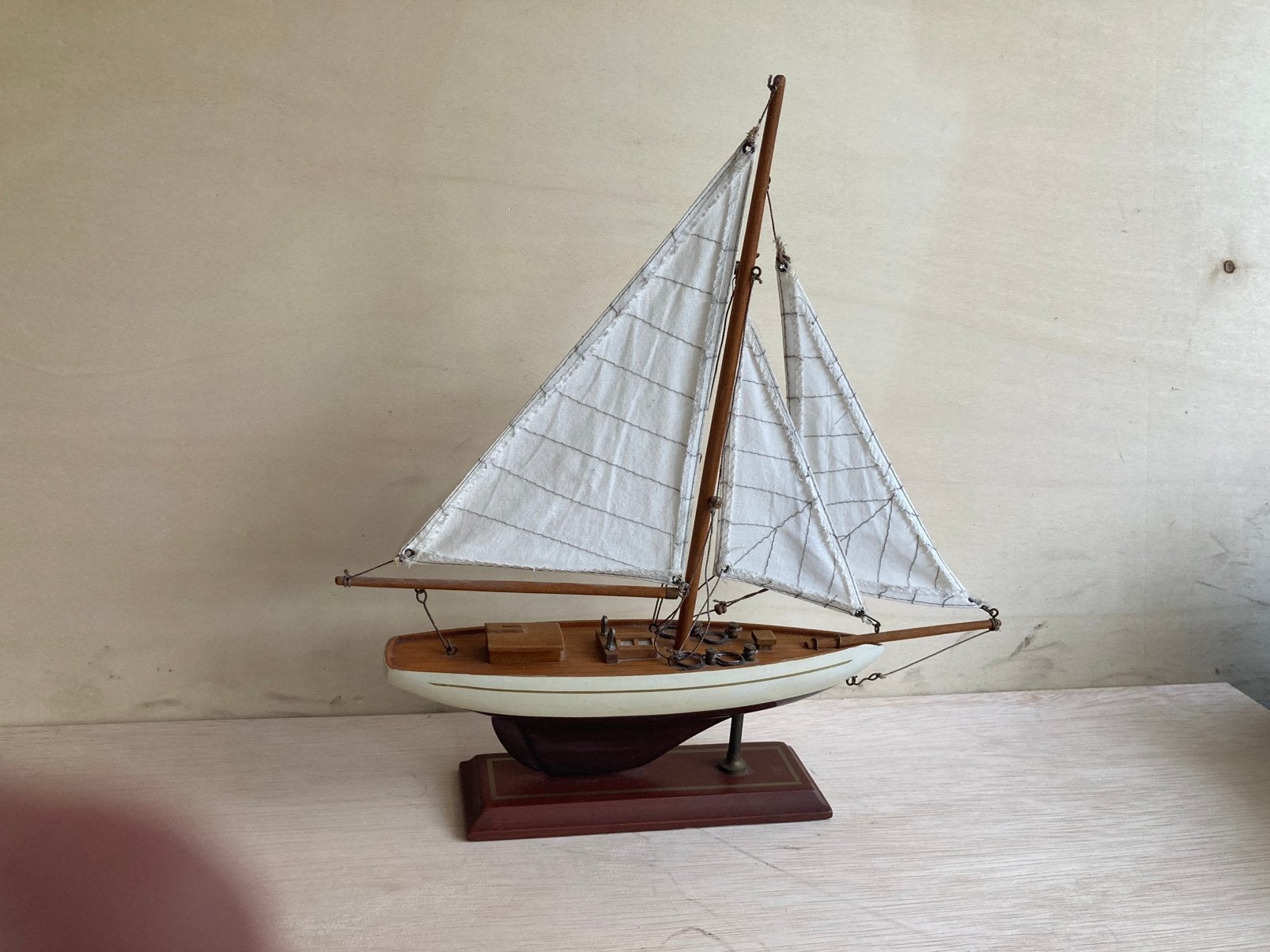 Modelbouw zeilboot, Hobby en Vrije tijd, Modelbouw | Boten en Schepen, Ophalen, Zo goed als nieuw, Overige merken