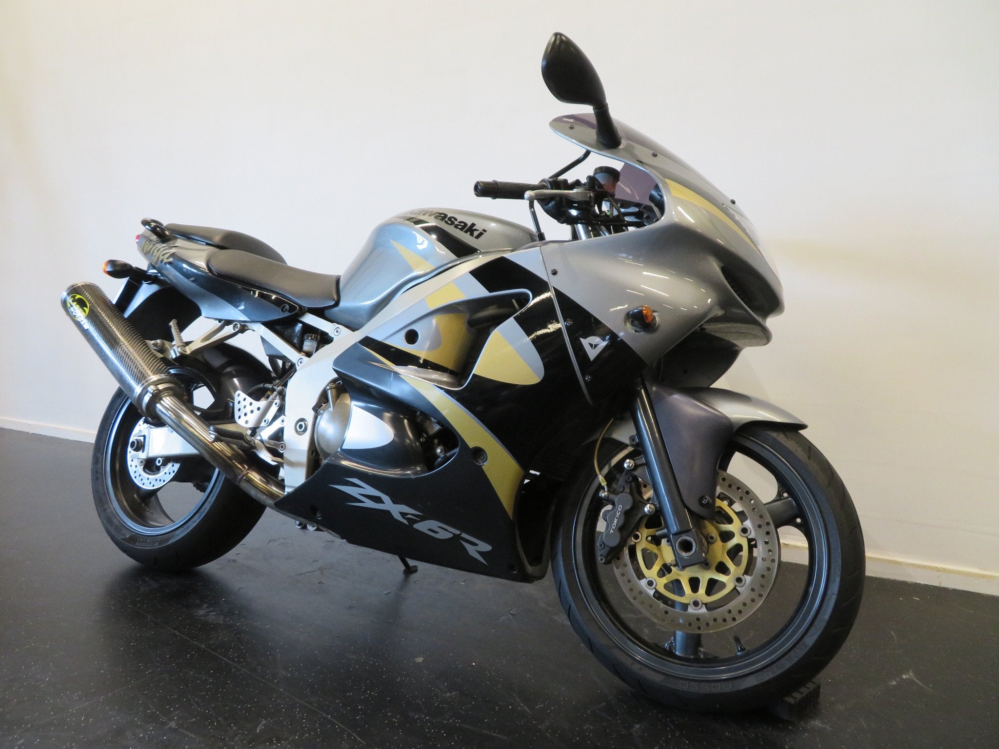 Kawasaki NINJA ZX-6R ZX6R SPORTDEMPER! (bj 1999), Motoren, Bedrijf, Super Sport, 600 cc