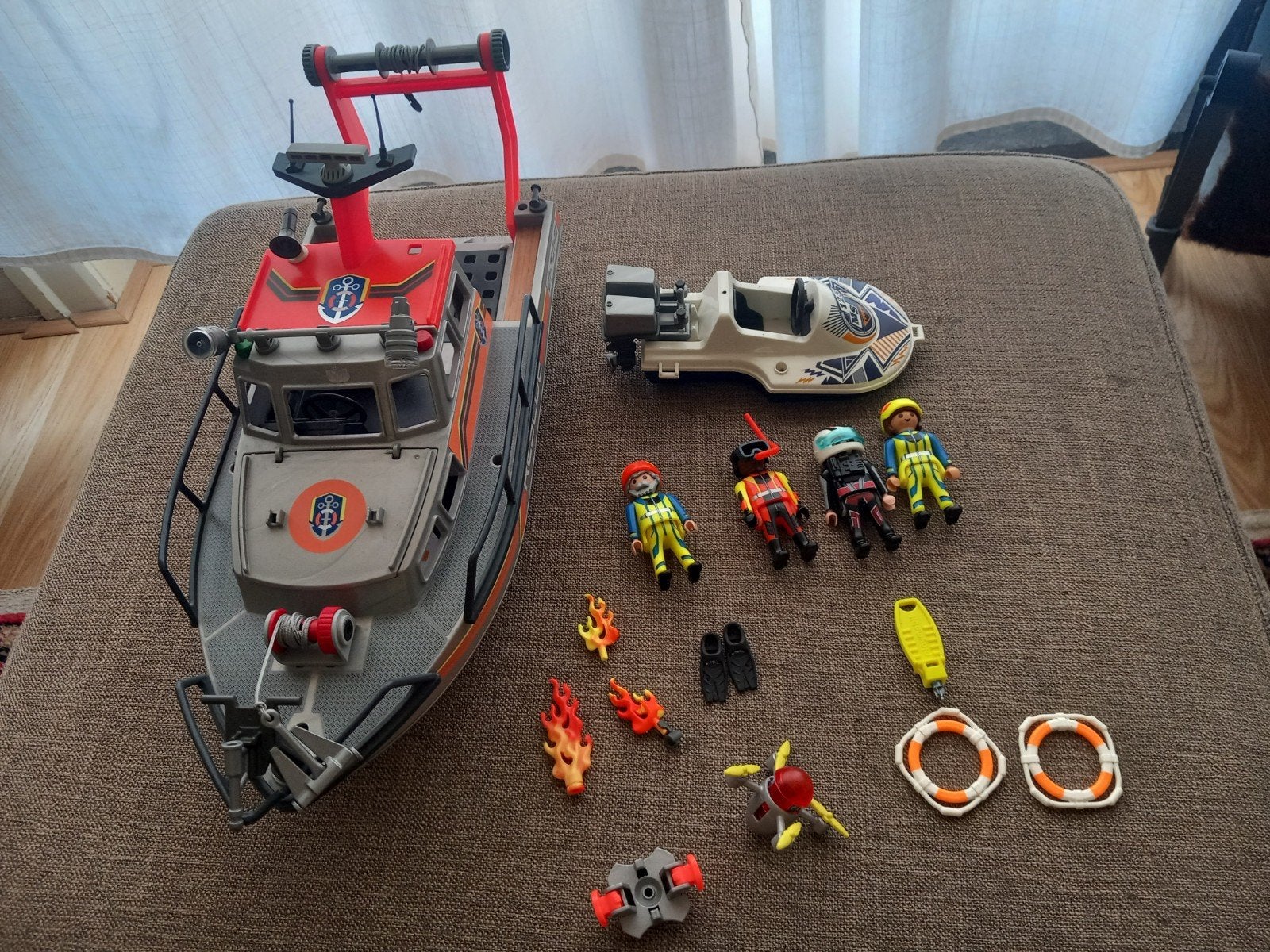 Playmobil Reddingsboot met Figuren en Accessoires, Ophalen of Verzenden, Zo goed als nieuw, Jongen of Meisje