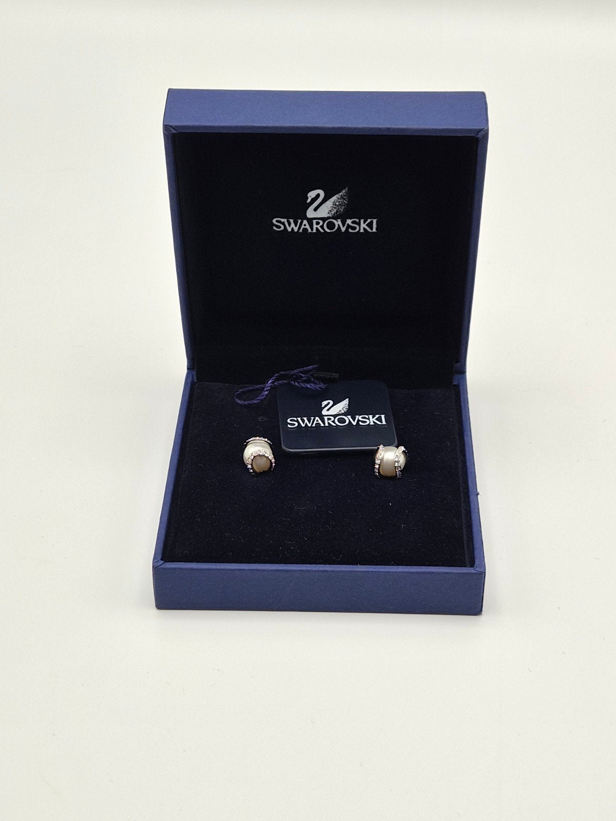 Swarovski oorbellen met parel en kristal, Met kristal, Wit, Ophalen of Verzenden, Knopjes of Stekers