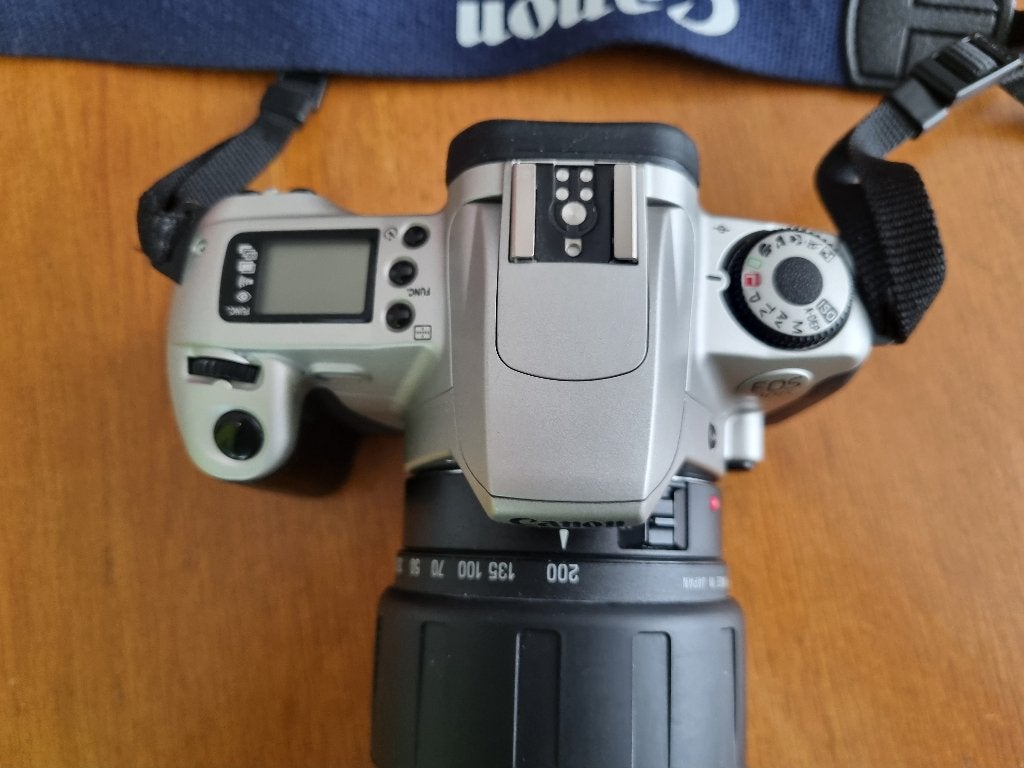 Canon EOS 300 + tamron lens, Audio, Tv en Foto, Fotocamera's Analoog, Ophalen of Verzenden, Spiegelreflex, Canon