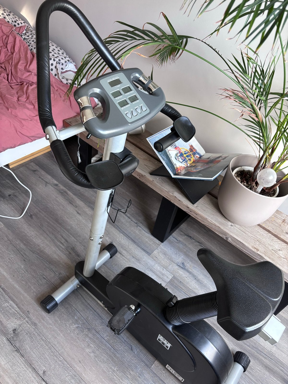 GRATIS! Hometrainer / Spinningfiets, Ophalen, Gebruikt, Metaal, Benen