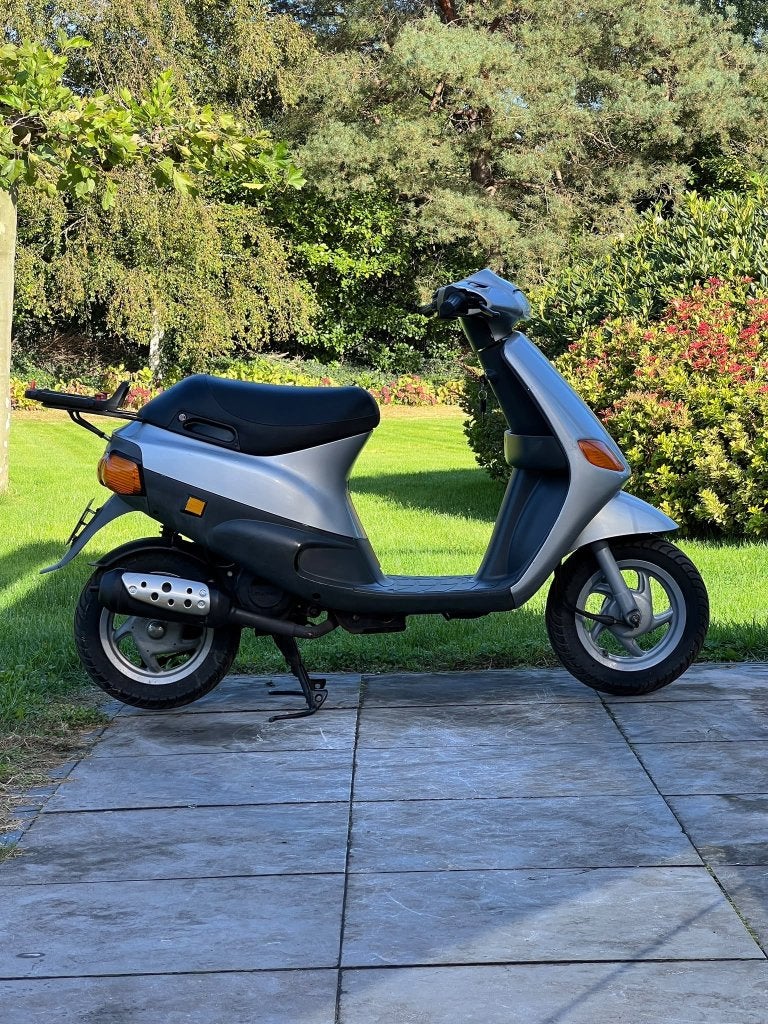 ⭐️Piaggio zip type 50cc 2 takt zilvergrijs Brom 10800 km⭐️, Niet ingevuld, Niet ingevuld, Niet ingevuld