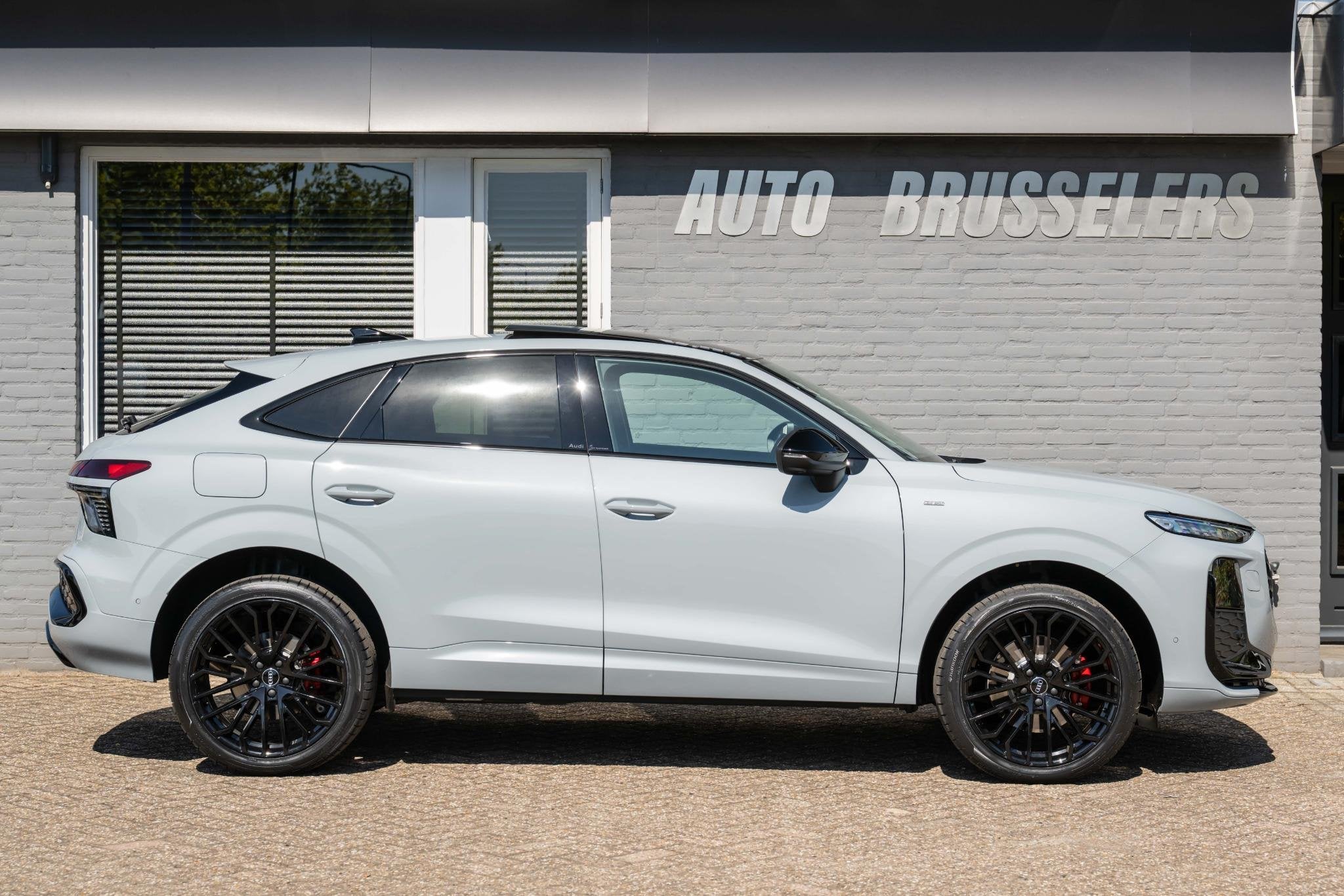 Audi Q3 Sportback 1.5 e-hybrid S edition 5jaar Gar. Mega com, Auto's, 1800 kg, Euro 6, 4 cilinders, 150 min