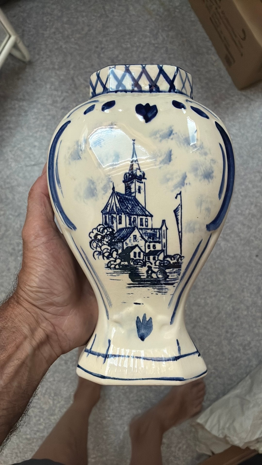 Bloemenvaas Delfts Blauw, Huis en Inrichting, Ophalen of Verzenden, Nieuw, Blauw, Steen/keramiek