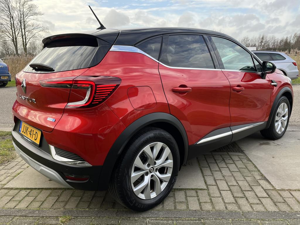 Renault Captur 1.6 E-Tech Hybrid 145PK Intens / Keyless / Cr, Gebruikt, Bedrijf, Parkeersensor, SUV of Terreinwagen