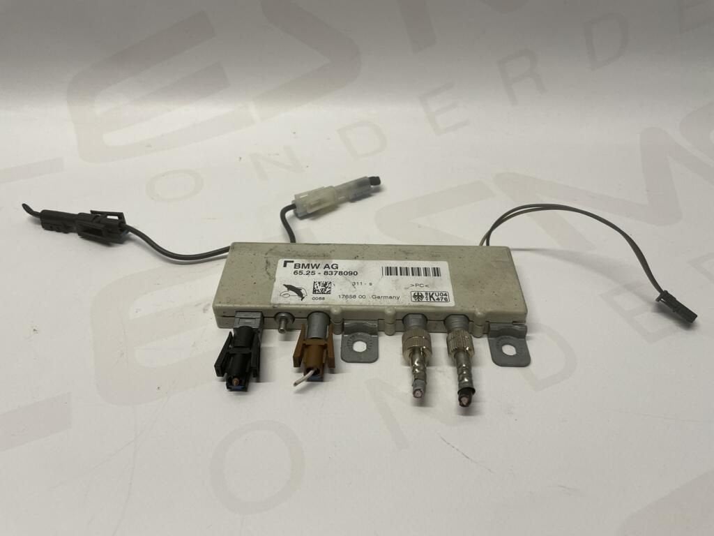 Antenne versterker BMW 5-serie E39 65258378090, Auto diversen, Autoradio's, Ophalen of Verzenden