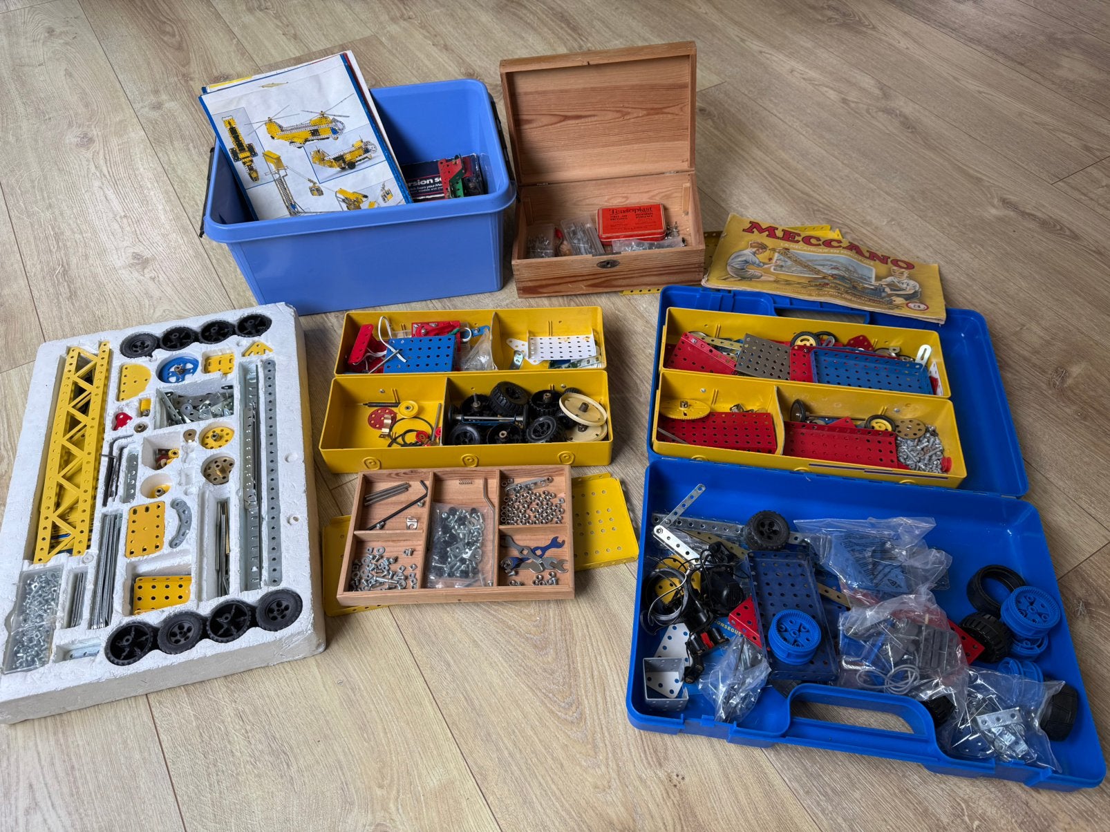 5 dozen Meccano, Ophalen