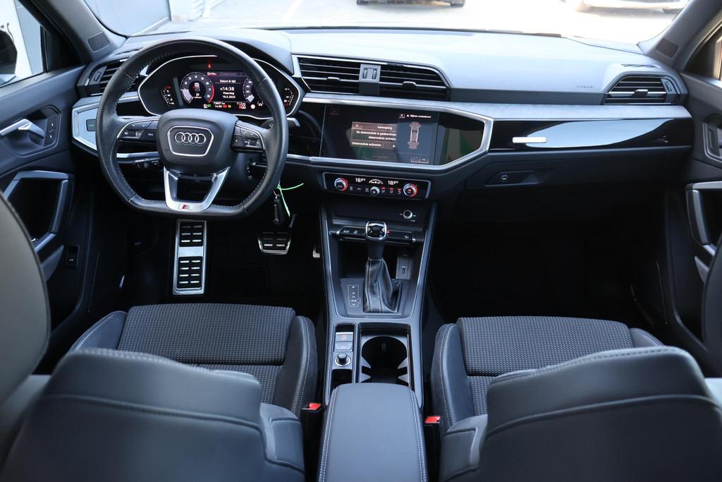 Audi Q3 Sportback 35 TFSI S Edition 2e Eigenaar | Dealer Ond, 4 cilinders, 150 pk, 1505 kg, Leder en Stof