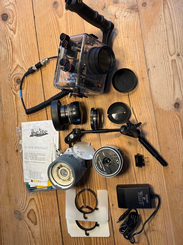 Onderwater camera huis met lenzen en accessoires, Ophalen of Verzenden, Zo goed als nieuw, Meer dan 40 meter, Complete set