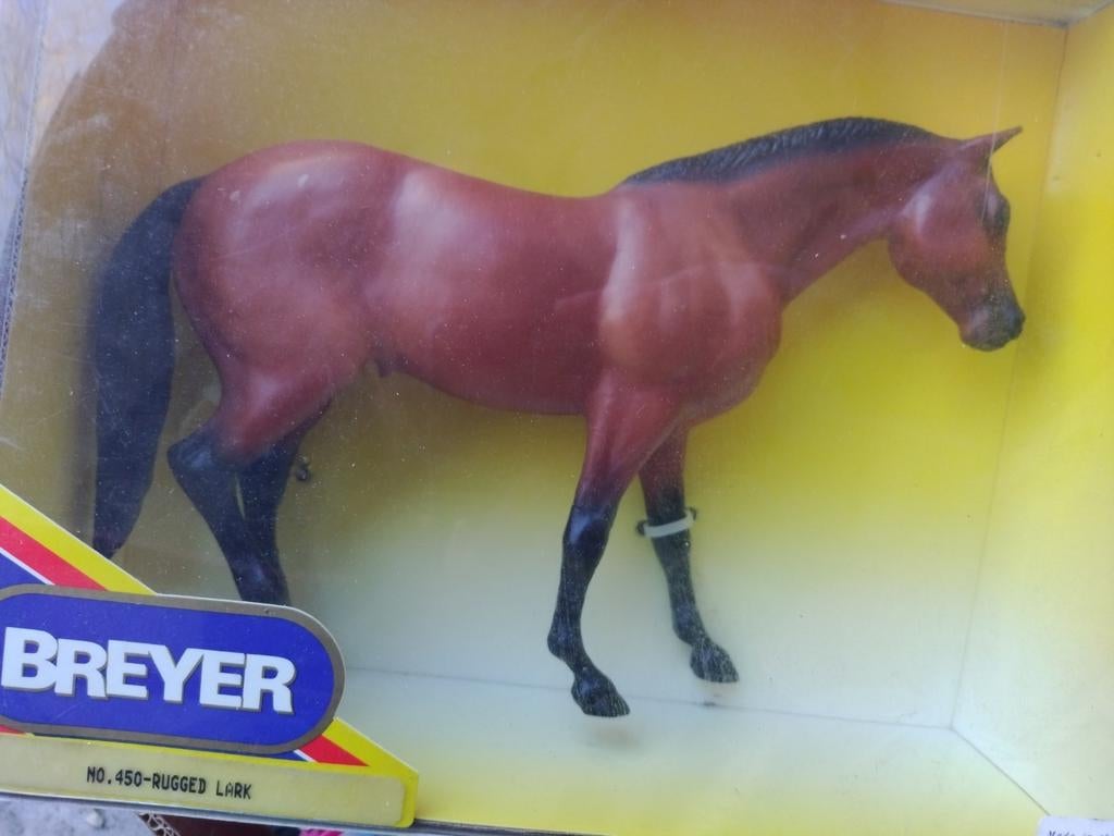 Breyer Rugged Lark 1:9, Ophalen of Verzenden, Nieuw, Paard, Beeldje of Figuurtje