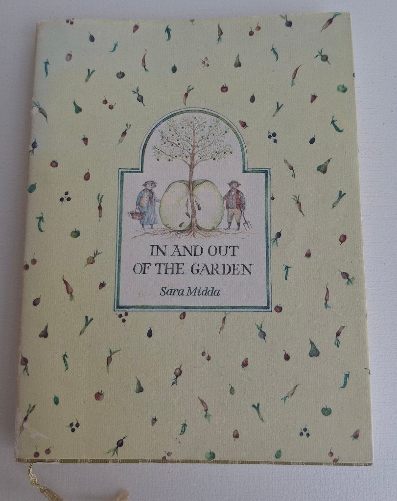 Sara Midda - In and out of the garden, Ophalen of Verzenden, Gelezen