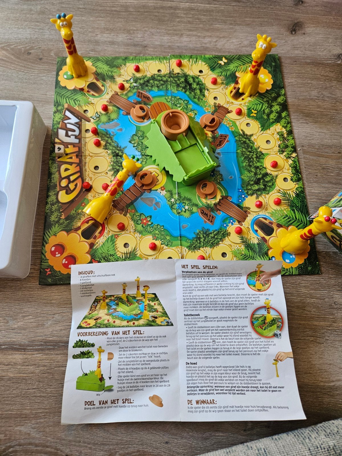 Giraf Fun bordspel - Compleet, mist 8 balletjes, Een of twee spelers, Ophalen of Verzenden, Gebruikt