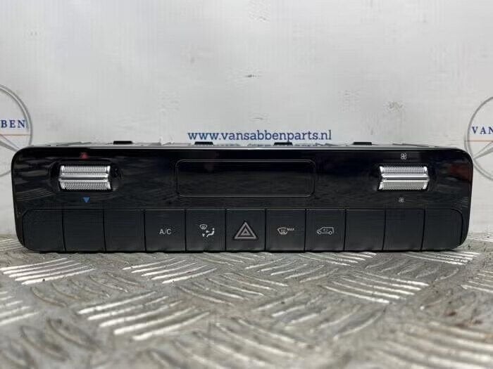 Kachel Bedieningspaneel van een Mercedes Sprinter, Ophalen of Verzenden, Gebruikt