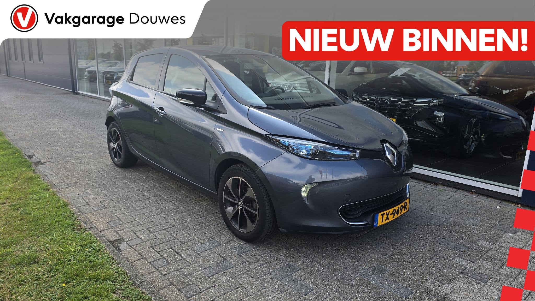 Renault ZOE Q90 Bose Quickcharge 41 kWh |NAP|Bose|Leder|Huur, Auto's, Gebruikt, 41 kWh, Automatische klimaatregeling, 370 km