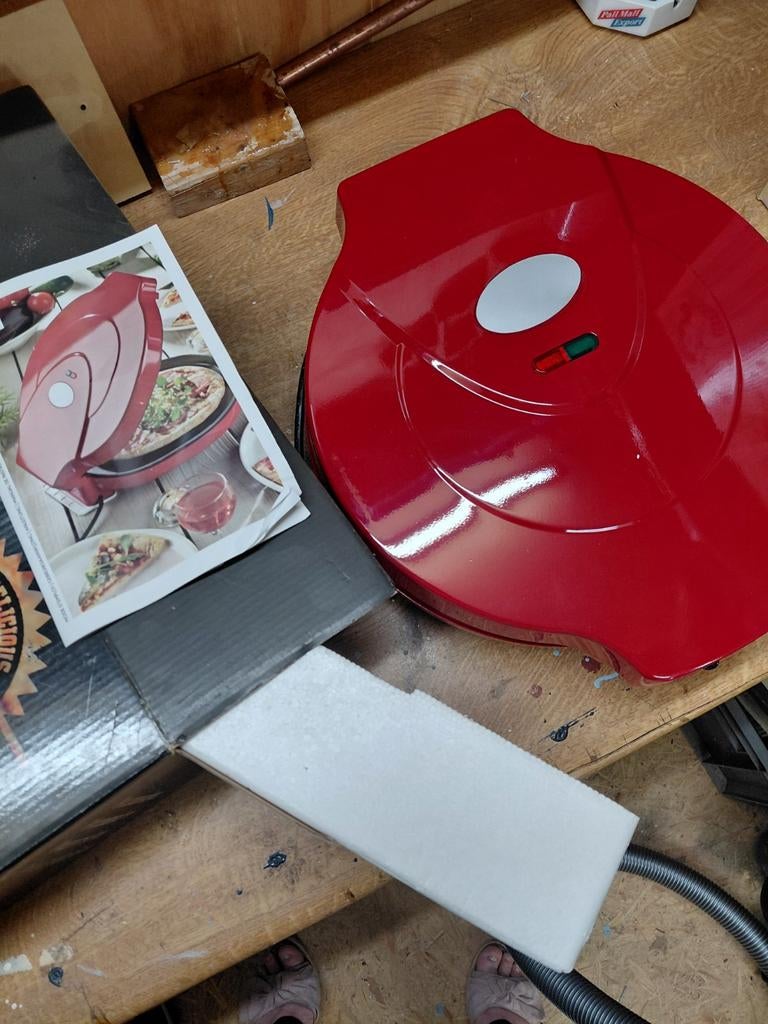 Rode pizza maker, Witgoed en Apparatuur, Ophalen of Verzenden