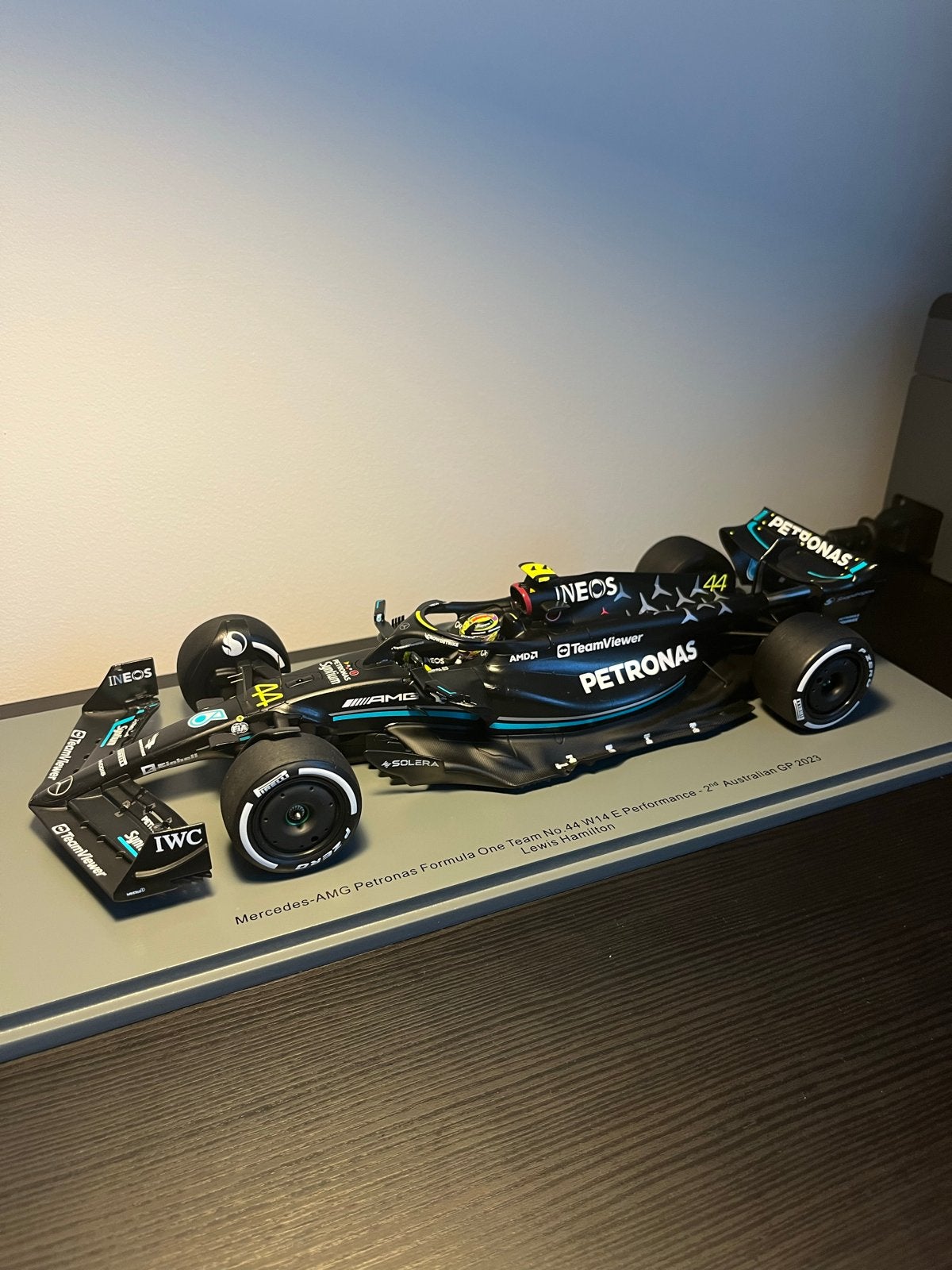 Spark Mercedes-AMG F1 W14 E Performance 1:18 Lewis Hamilton, Hobby en Vrije tijd, Modelauto's | 1:18, Ophalen of Verzenden, Zo goed als nieuw