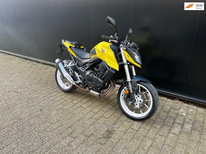 Honda CB 750 Hornet - 2023 - Traction Control - TFT Scherm -, Motoren, Motoren | Honda, Bedrijf, Overig, ABS, LED Verlichting