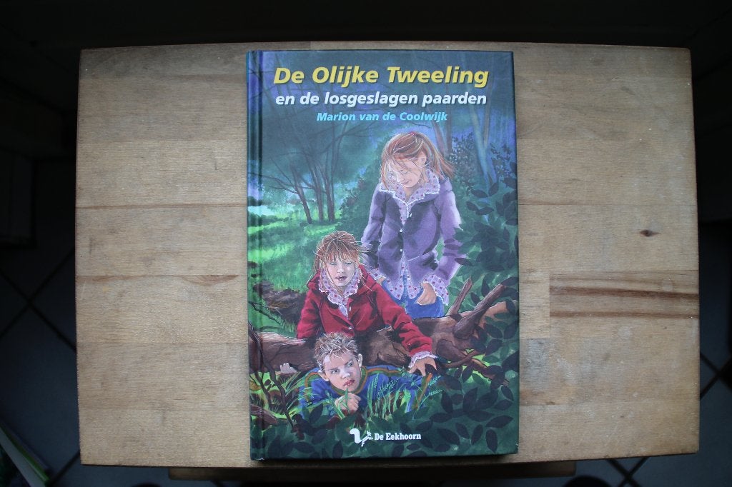 De Olijke Tweeling en de losgeslagen paarden, Fictie algemeen, Ophalen of Verzenden, Zo goed als nieuw, Marion van de Coolwijk