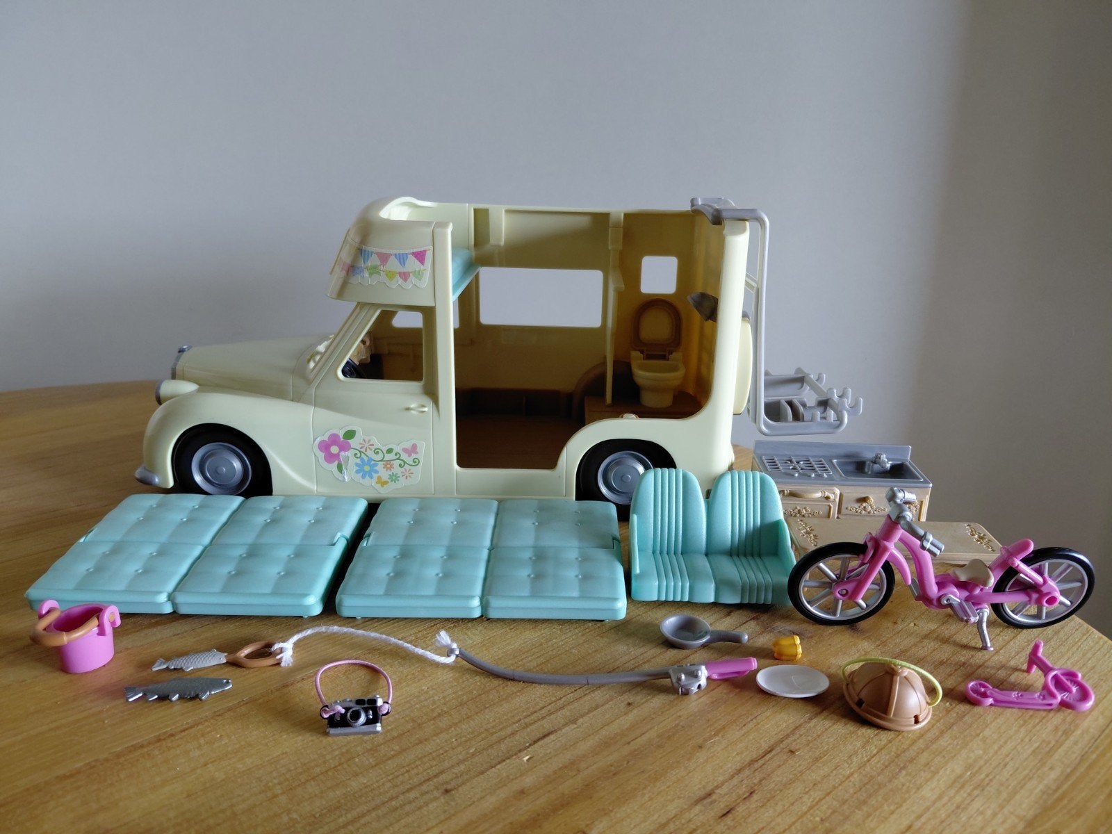 Sylvanian Families camper/vakantie/auto, Verzamelen, Ophalen of Verzenden, Gebruikt, Poppenhuis