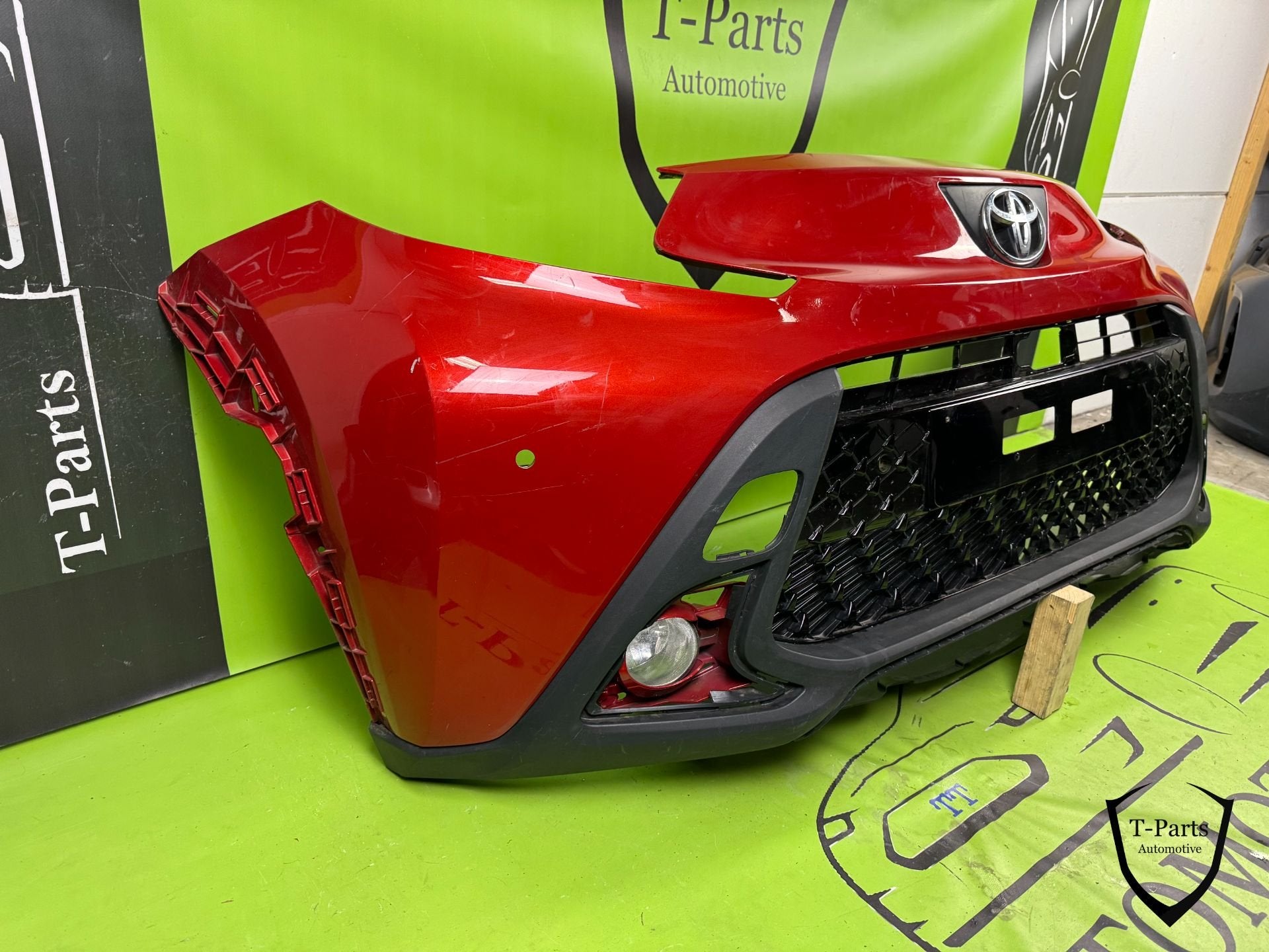 toyota aygo voorbumper bumper grille, Auto-onderdelen, Carrosserie en Plaatwerk, Info@toyota.co.jp, Gebruikt, Toyota Motor Corporation