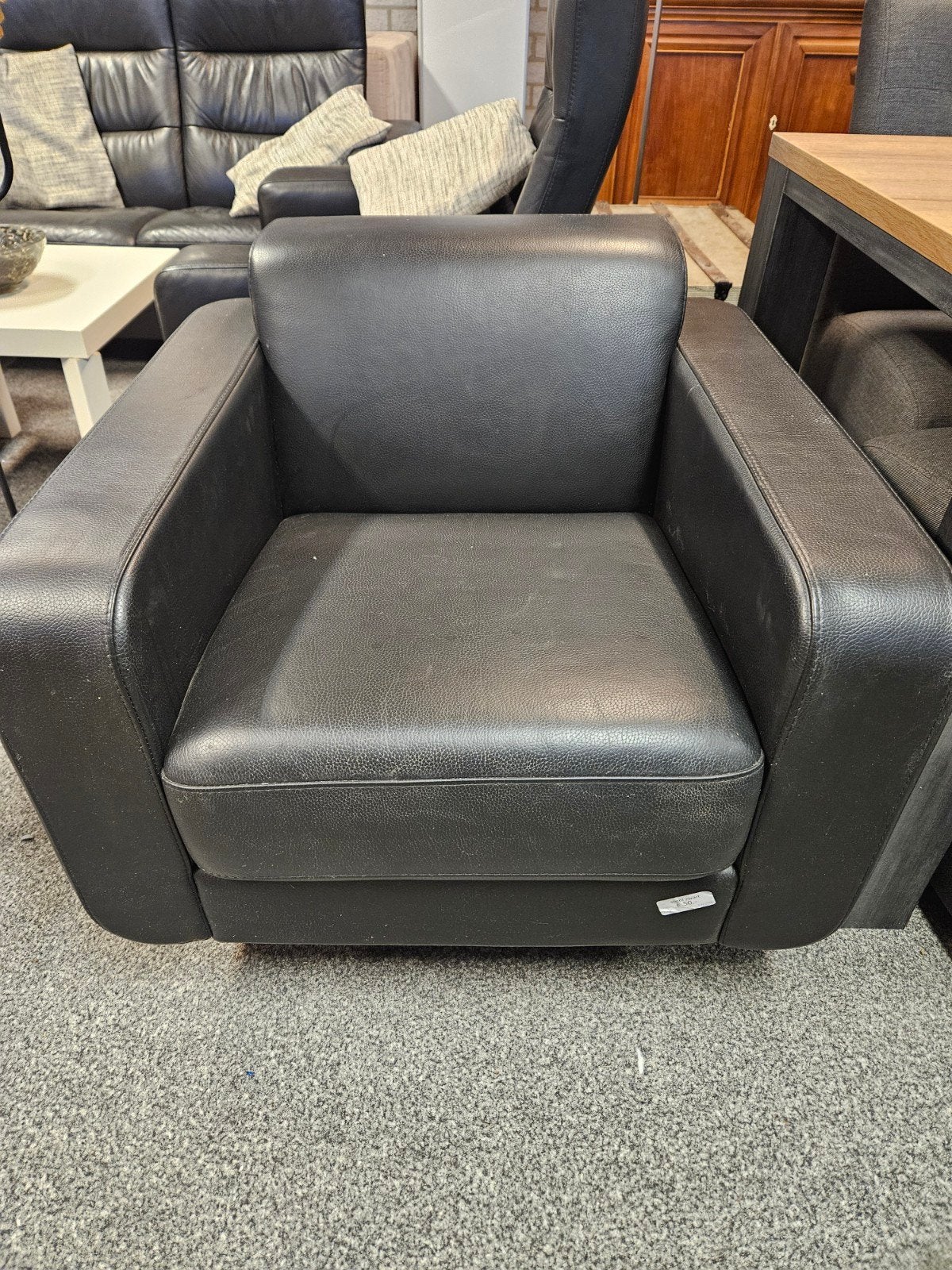 Zwarte leren fauteuil - Comfortabel en stijlvol, Ophalen, Zo goed als nieuw, 75 tot 100 cm, Modern