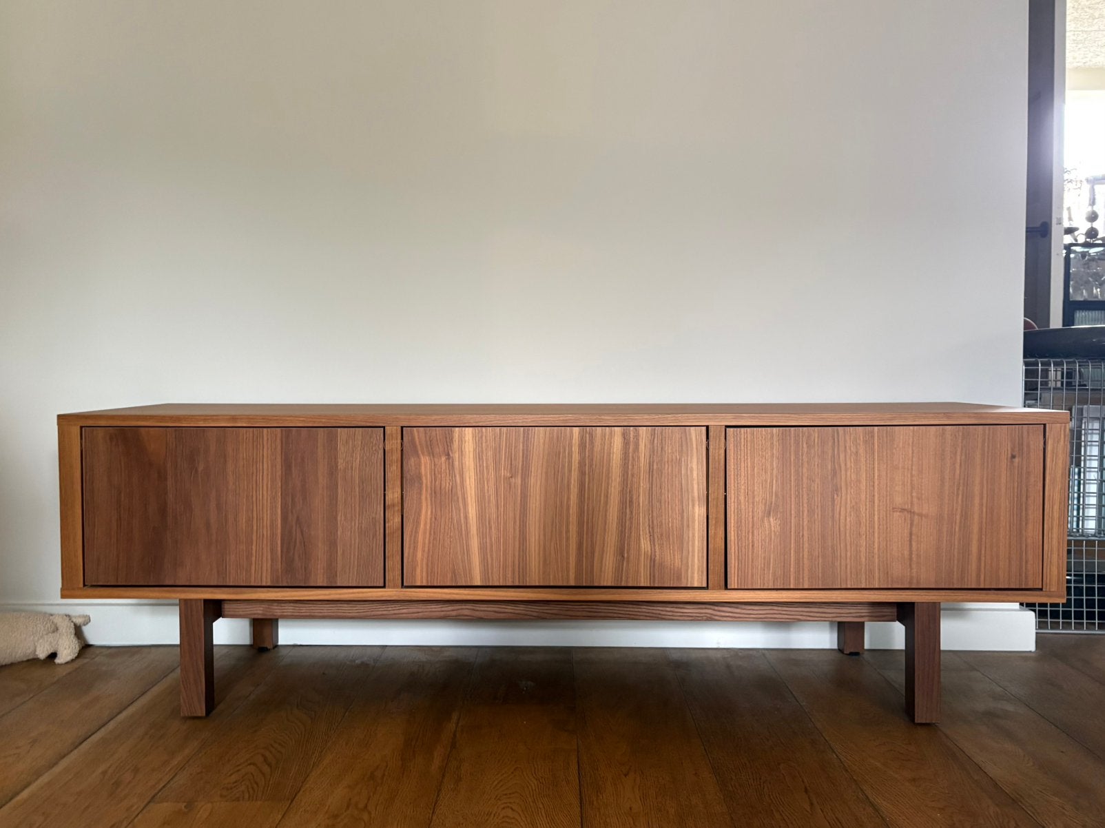 Ikea STOCKHOLM TV-bank, 160x40x50 cm, walnoot fineer, Ophalen, 150 tot 200 cm, Zo goed als nieuw, Minder dan 100 cm