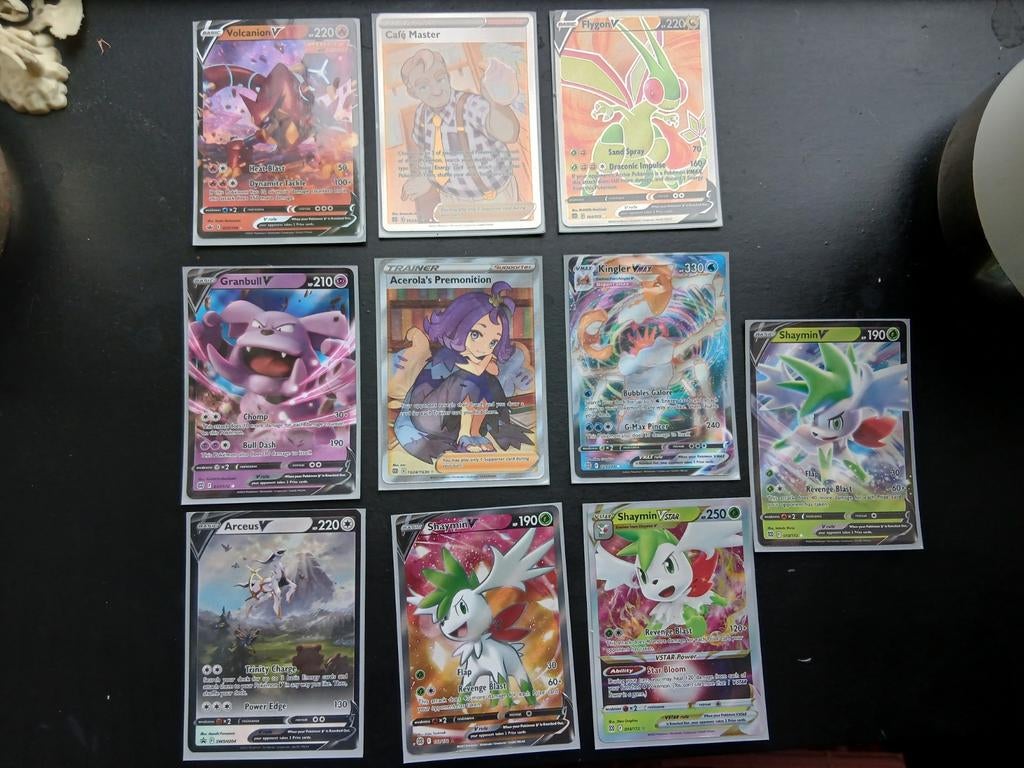 Brilliant stars pokemon kaarten + arceus v promo., Ophalen