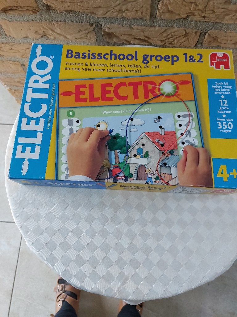 spel Electro,basisschool groep 1,2 ,12 kaarten, lees omschr., Kinderen en Baby's, Ophalen of Verzenden, Gebruikt, Puzzelen, Met licht