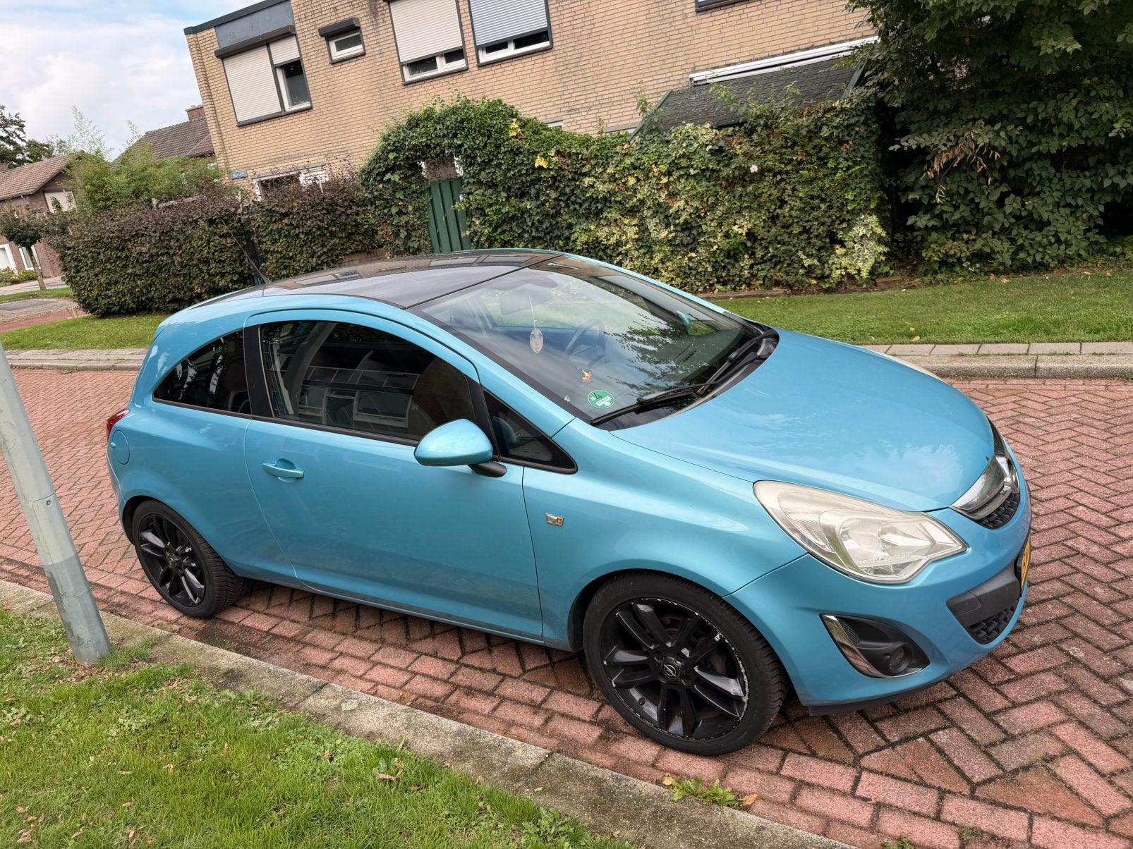 Opel Corsa 1.4 64KW 3D 2011 Blauw, Auto's, Voorwielaandrijving, 40 €/maand, 1398 cc, 4 cilinders