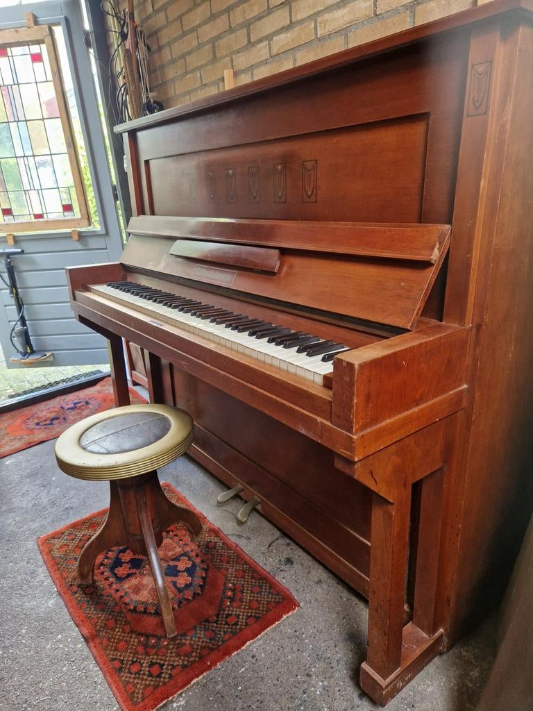 Roth & Junius Piano - Art Deco/Jugendstil - Jaren '20/'30, Ophalen of Verzenden, Gebruikt, Bruin, Piano