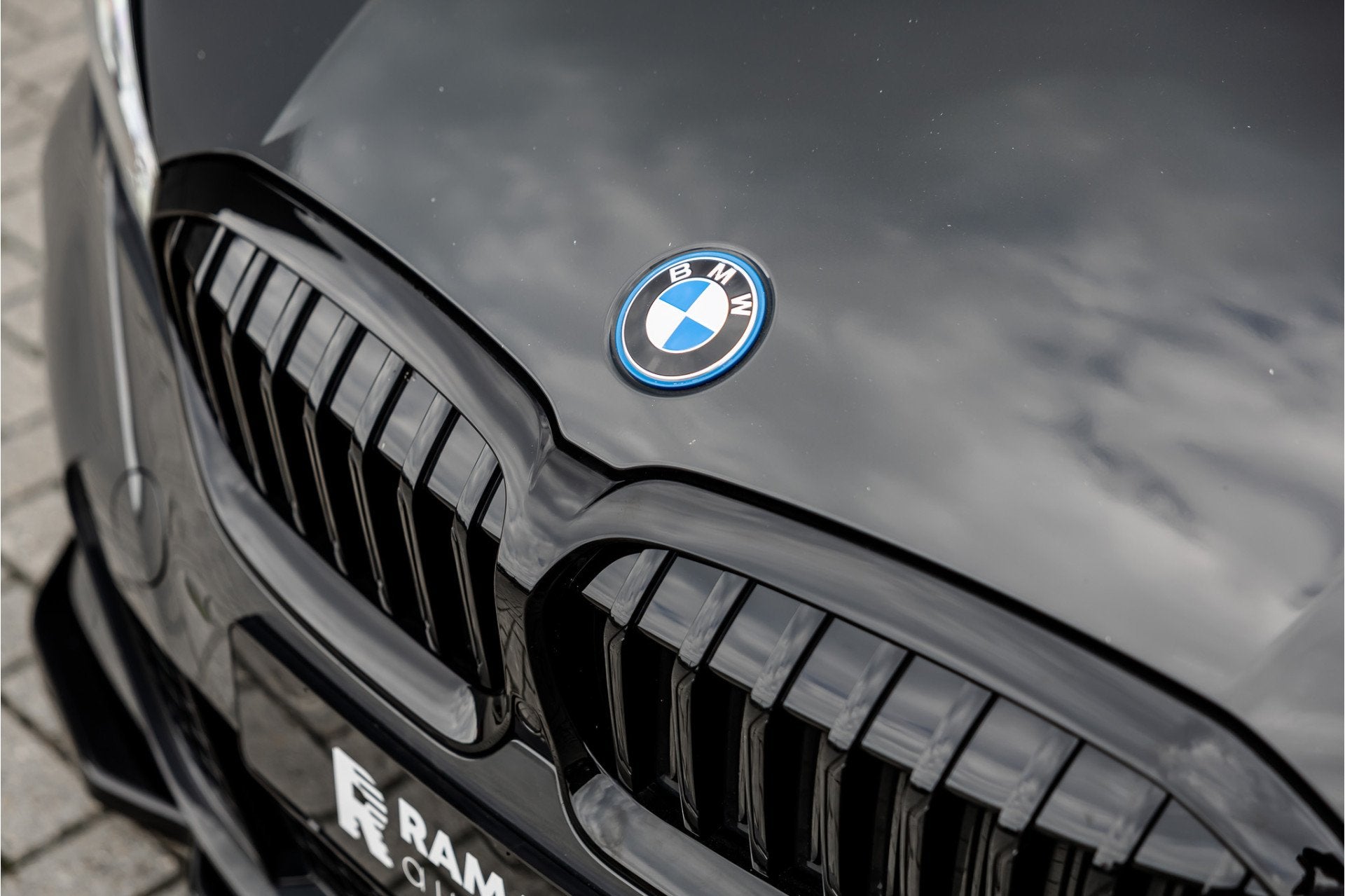 Foto 31 van BMW 3-serie M-Sport M-Sportstoel / HiFi / Camera / Maxton /
