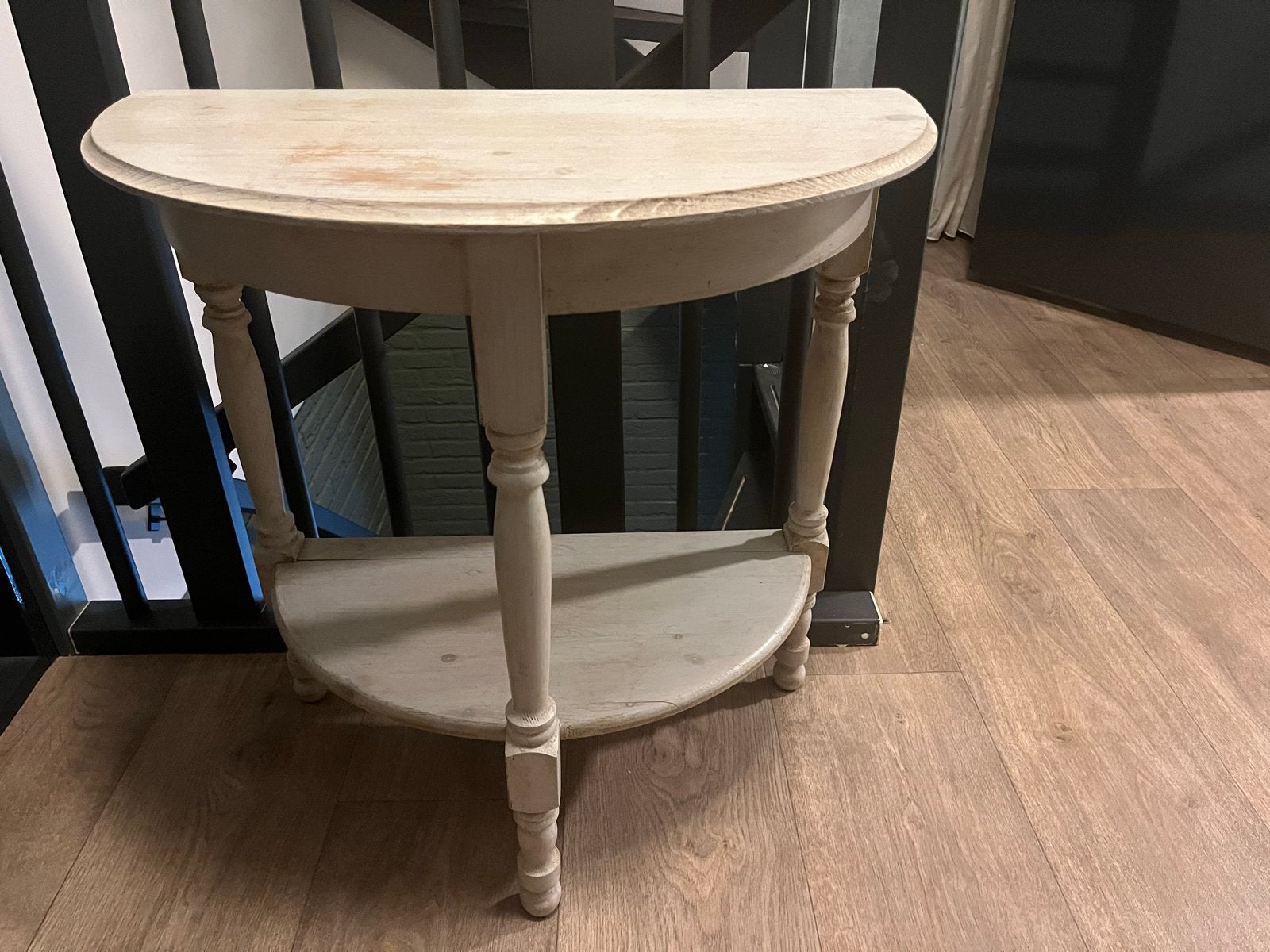Mooi halfrond tafeltje - 70cm hoog, 71cm breed, Ophalen, Gebruikt, 55 tot 75 cm, Overige vormen